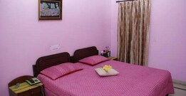 Krishnan Hospitality Bed & Breakfast - IFFCO Chowk., Delhi Krishnan Hospitality Bed & Breakfast - IFFCO Chowk., Delhi