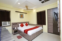 OYO 9818 Hotel Diamond Plaza, Kolkata OYO 9818 Hotel Diamond Plaza, Kolkata