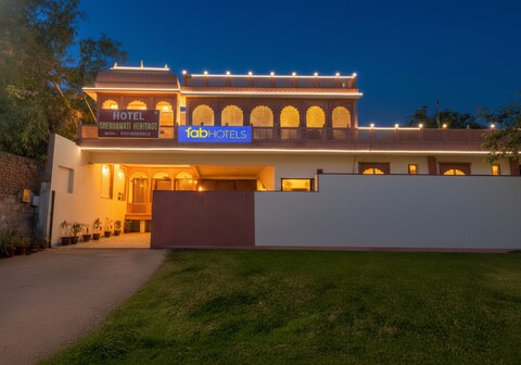 FabHotel JBS Heritage