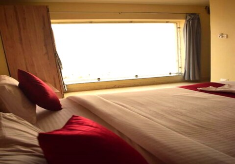 Hotel Sunrise Residency