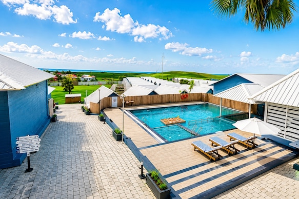 Praveg Beach Resort, Nagoa Beach, Diu