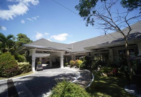 Forest Crest Nature Hotel & Resort