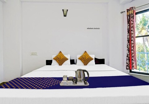 Cherai Tower Residency ( A/C Rooms )