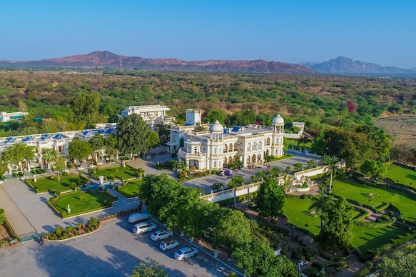 Balaram Palace Resort