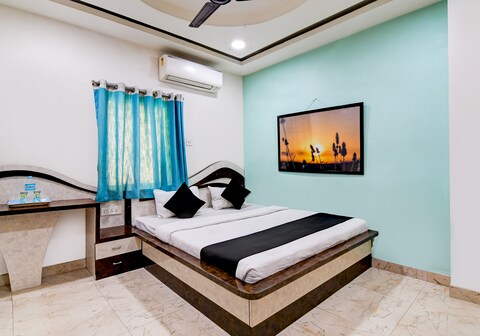 Fortune Plaza Near Acropolise Mall