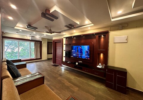 Vensa Corporate Inn || Entire Studio Apartments ||