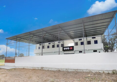 Patidar Hotel And Restaurent