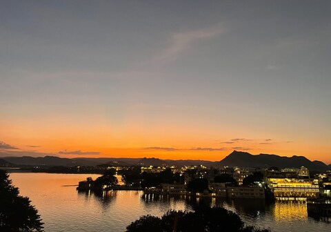 Sheeshmahal By Oladar Udaipur