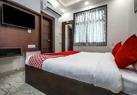Hotel O Pushkar Talhati