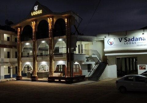 V Sadana Lodge