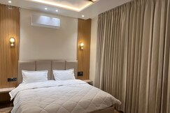 Lillys Motel, Ropar Lillys Motel, Ropar