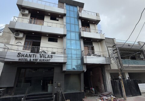 Hotel Shanti Vilas