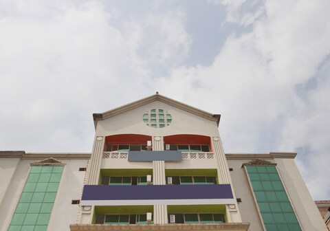 Hotel O Century Park