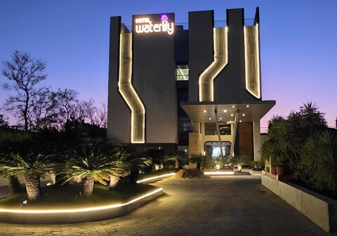Hotel Waterlily