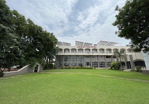 Residency Park Hotel
