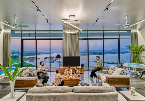 SaffronStays Sol Mere