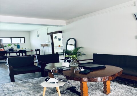 The rustic refuge | 10 min from MG Marg