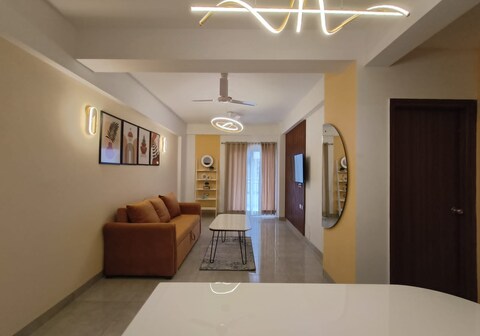 The Himalayan Haven - 1 BHK Apartment on Dehradun Mussoorie road