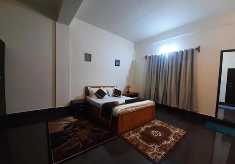 DZOMO HOMESTAY