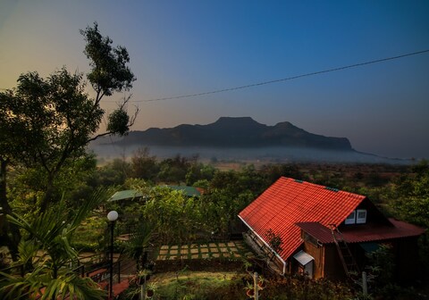 JV Cottage | Rooms in a Villa