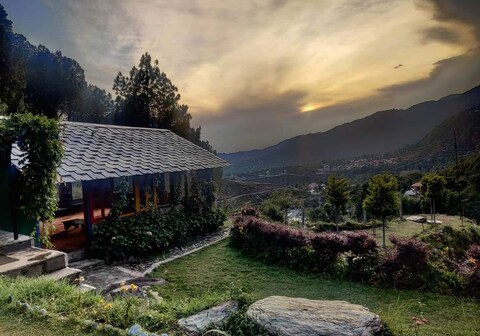 Camp Dharamshala - Luxury with Peace
