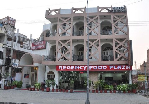 Hotel Regency