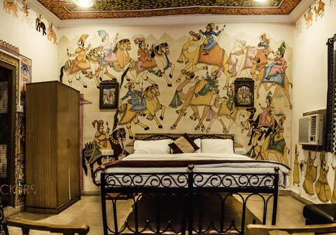 Madpackers Pushkar Rooms|Dorms