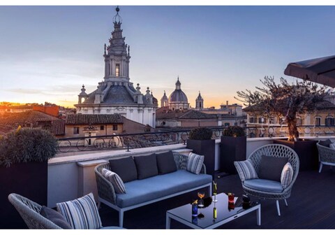 ذا بانثيون أيكونيك روم هوتل، أوتوغراف كوليكشن