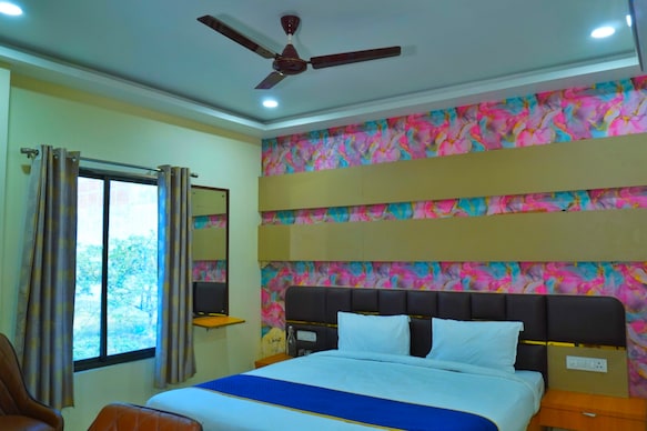 Hotel Shri Kunj Palace