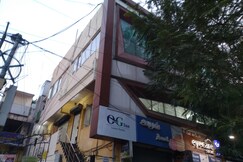 og inn, Chennai og inn, Chennai