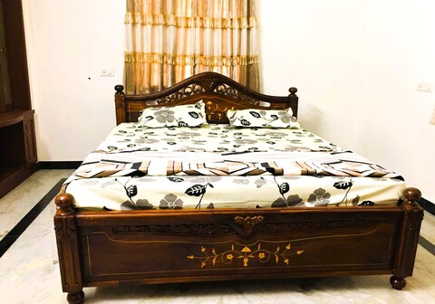 Golden Gate Serviced Apartments