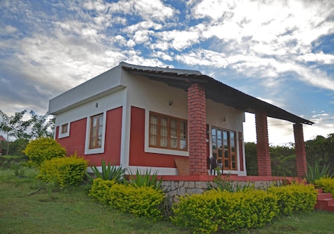 Safari Land Villa & Motel