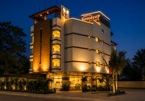Hotel Somdeep Palace