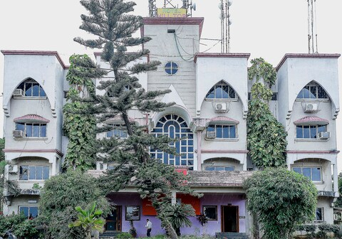 Palette Dabhel Daman