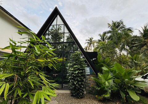 Cherry Blossom Chalet, 5km from IIM Kozhikode