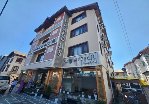 Hotel Grand M S