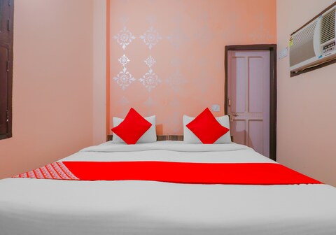 Hotel O Bhardwaj Guest House