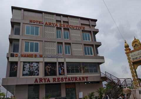 Hotel Arya Executive Pune