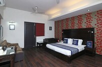 OYO 2227 Hotel Chalet, Delhi OYO 2227 Hotel Chalet, Delhi