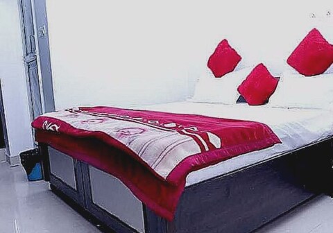 Hotel O Royal Inn Hotel