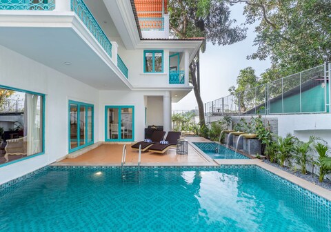 Ivory 5 BHK Private Pool Luxury Villa By Vio Stays