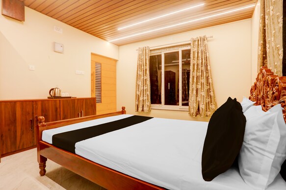 Hotel O Kunjaban residency