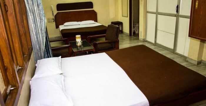 Sri Sai Residency-Suite2