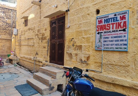Hotel Swastika