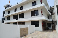 Anand Sadan, Prayagraj Anand Sadan, Prayagraj