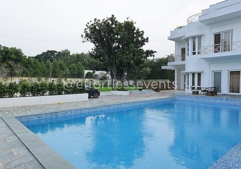 Shri Chaitanya Farm, Chattarpur | Best Farmhouse in Delhi (Chattarpur)