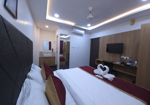 Shreem Sesha Sai Residency