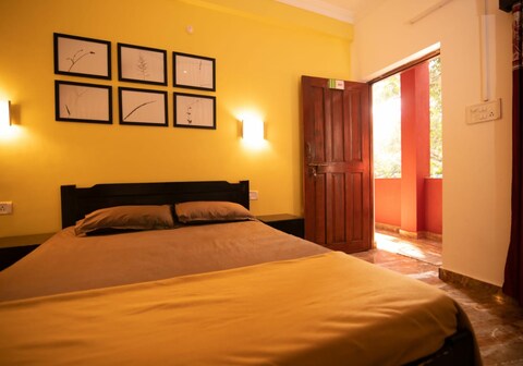 Cherry Blossom Hideaway Room