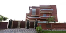 Aksh Palace Golf Course Road, Delhi Aksh Palace Golf Course Road, Delhi