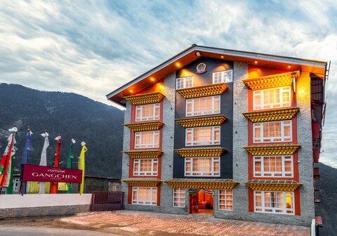Summit Gangchen Hotel